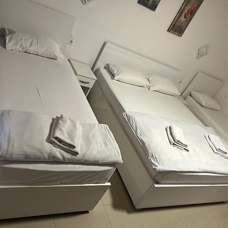 Pansion Kipovi Bed and Breakfast Tuzla Buitenkant foto