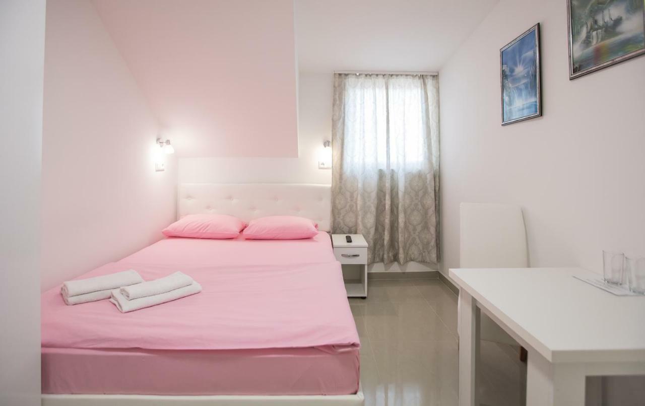 Pansion Kipovi Bed and Breakfast Tuzla Buitenkant foto