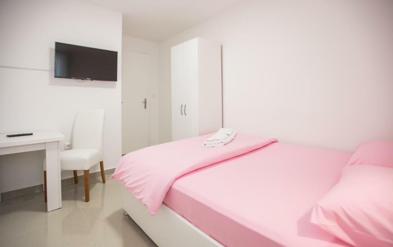 Pansion Kipovi Bed and Breakfast Tuzla Buitenkant foto